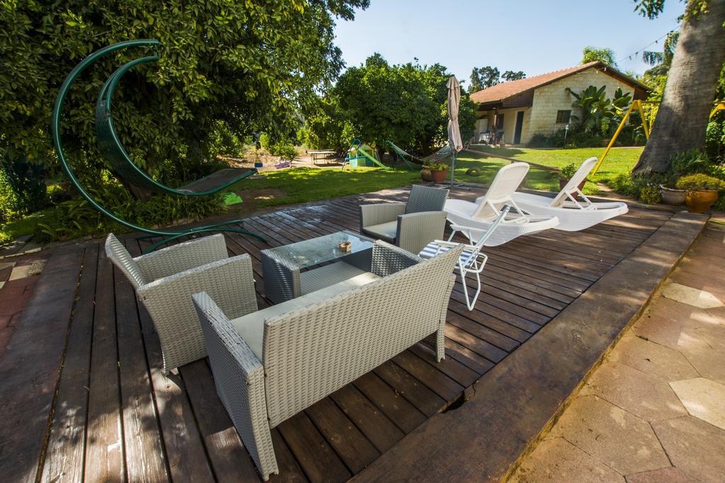 Elimelech Bapardes Villa Sheʼar Yashuv Exterior foto